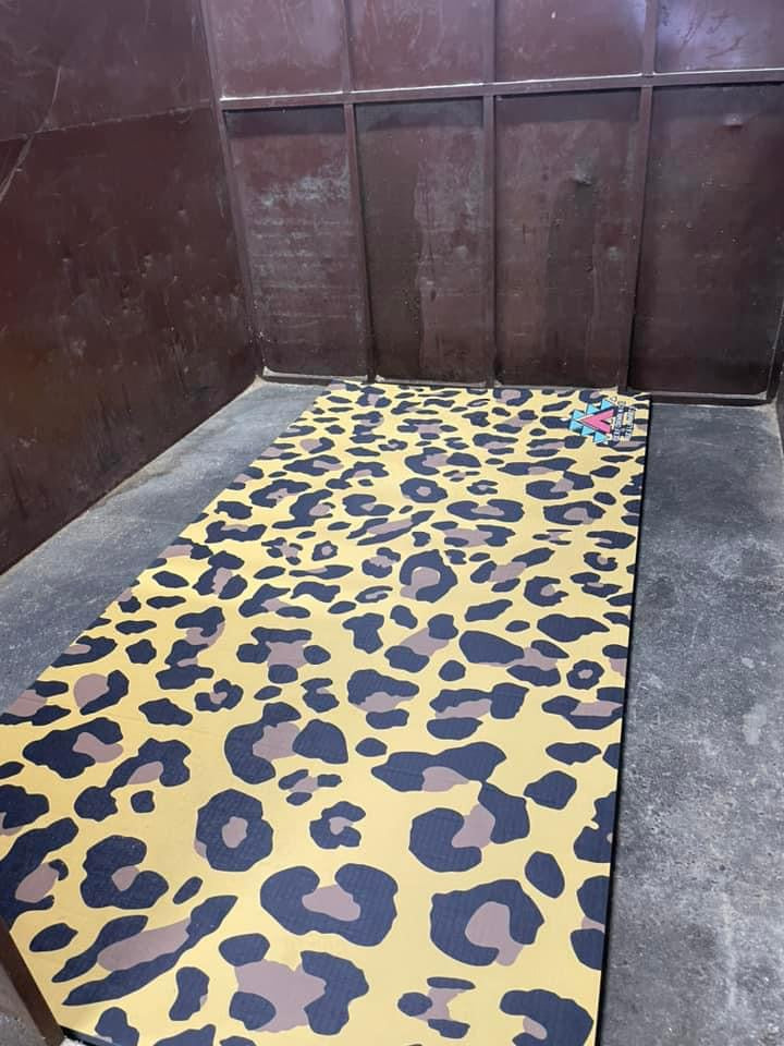 Leopard Design 5x10 Portable Stall Mat – Lightweight Roll-Up Mat for Horse Stalls, Events, and Trailers