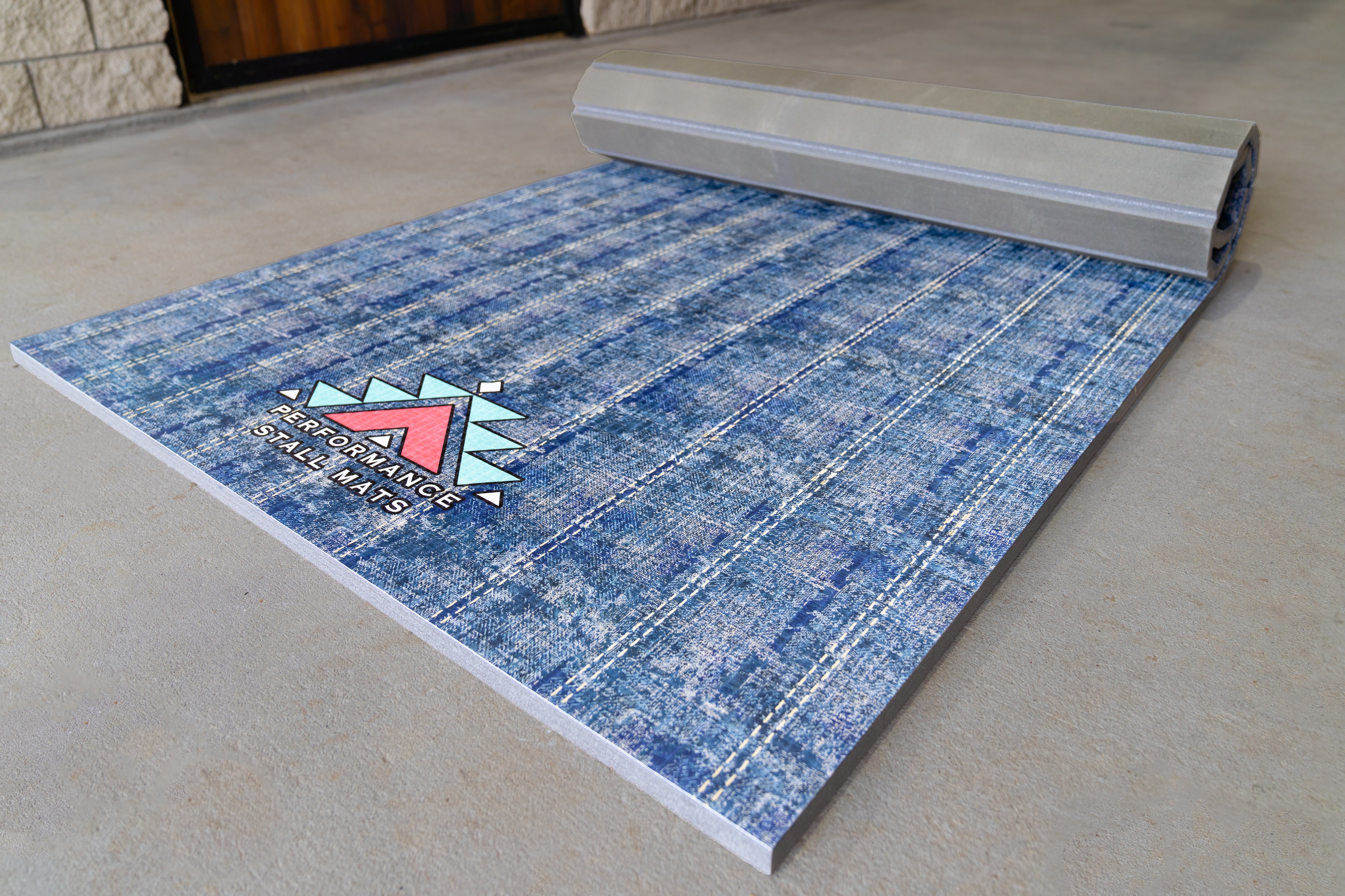 Denim Design 5x10 Portable Stall Mat – Lightweight Roll-Up Mat for Horse Stalls, Events, and Trailers