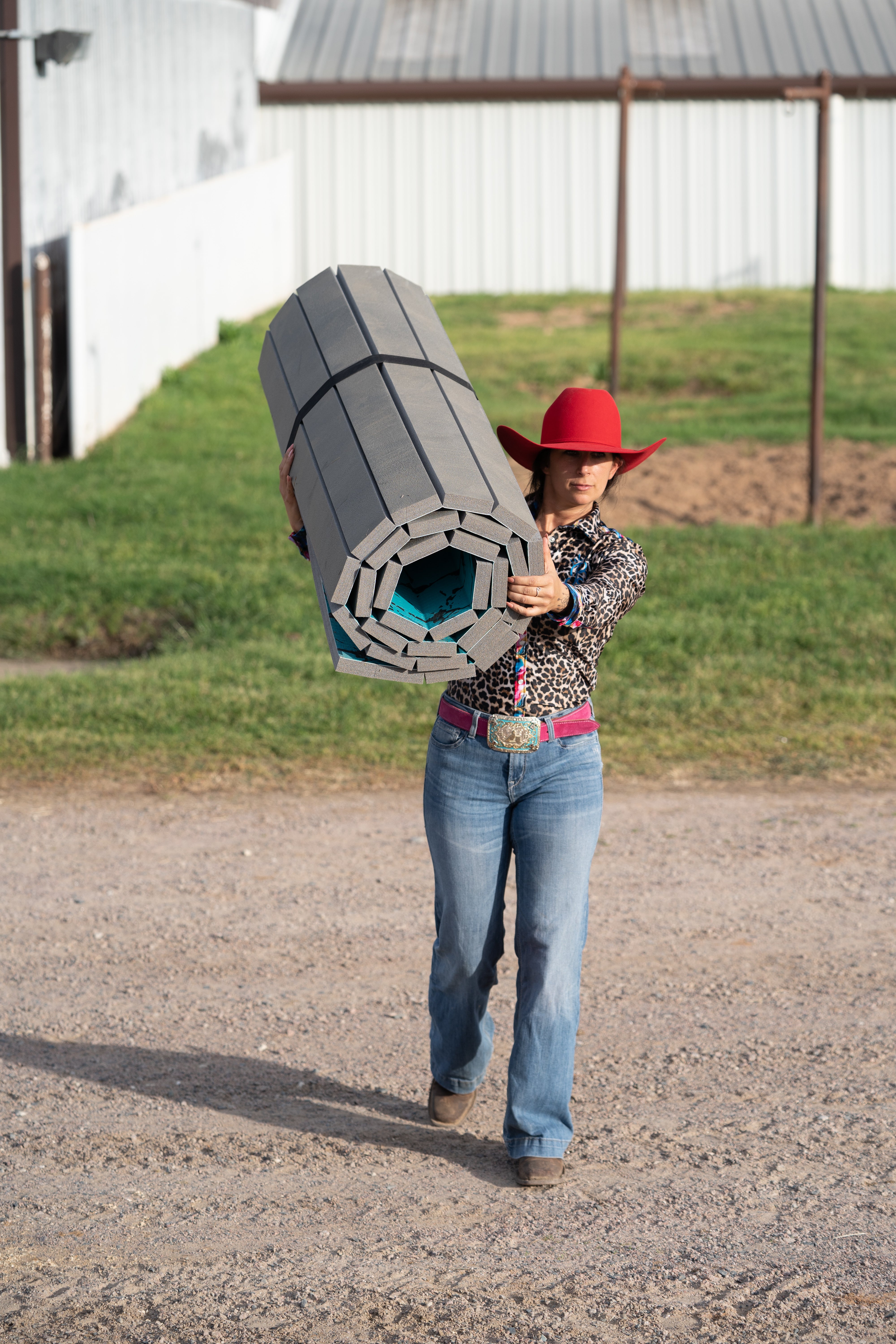 Turquoise Stone Design 5x10 Portable Stall Mat – Lightweight Roll-Up Mat for Horse Stalls, Events, and Trailers