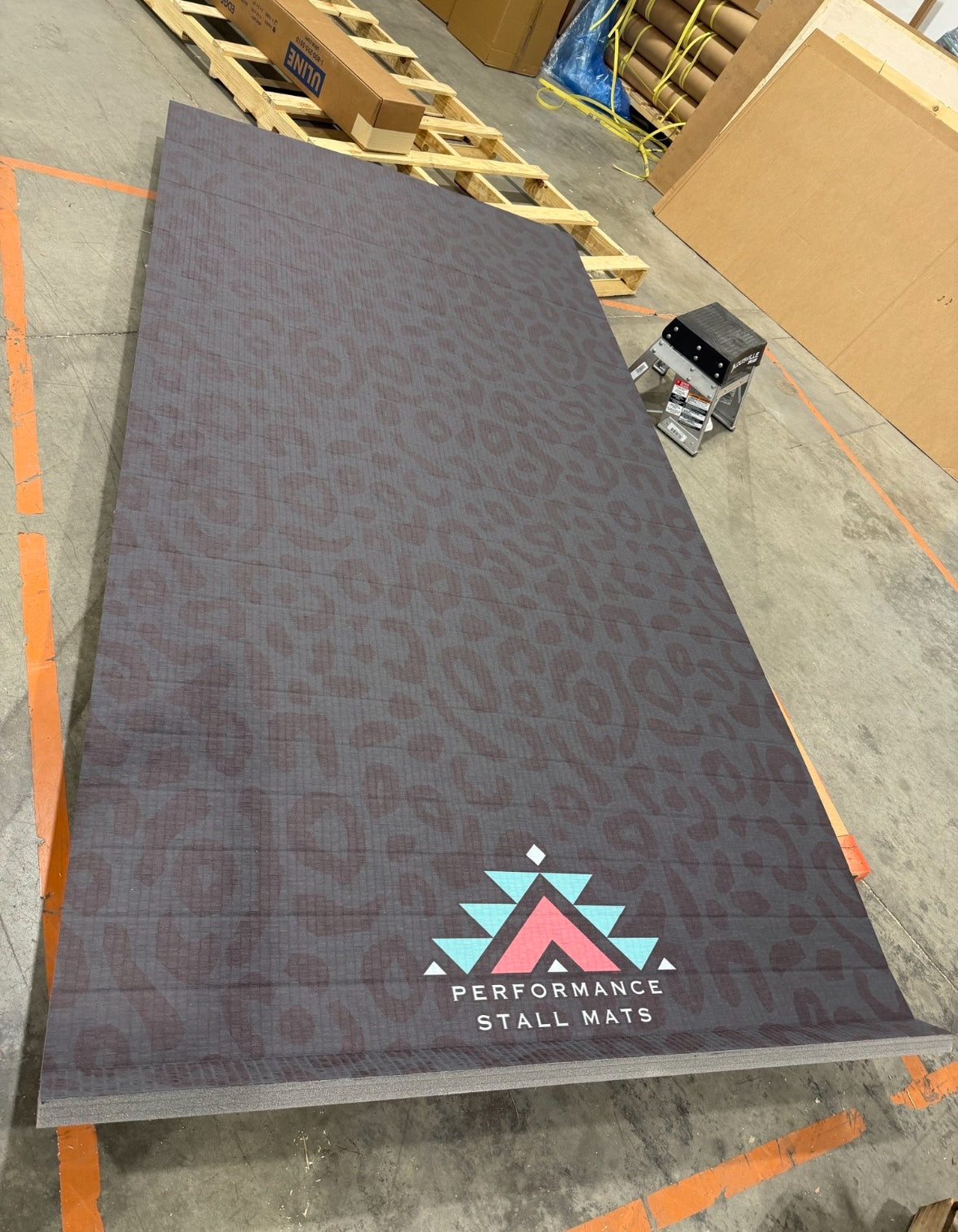 CUSTOM 5x10ft Stall Mat Black Leopard